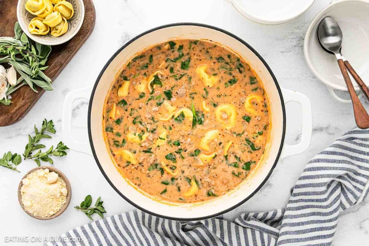 Cozy One-Pot Creamy Tortellini Soup: A Family Favorite Recipe